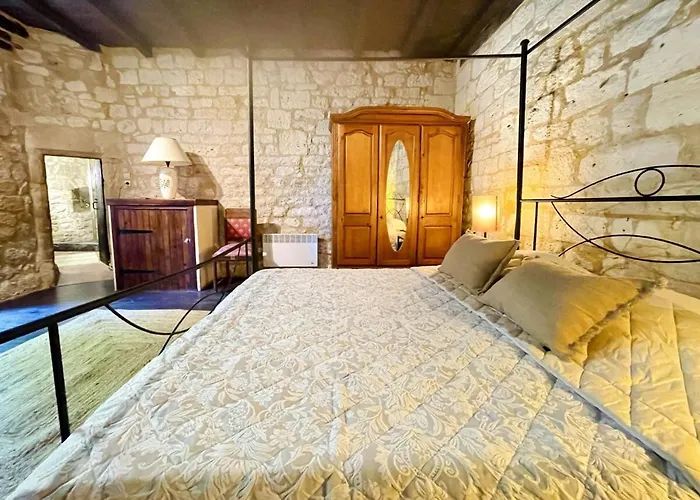 Chateau De Villa Sadillac